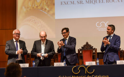 Miquel Roca Junyent ha sido galardonado con el Premio Puig Salellas 2024