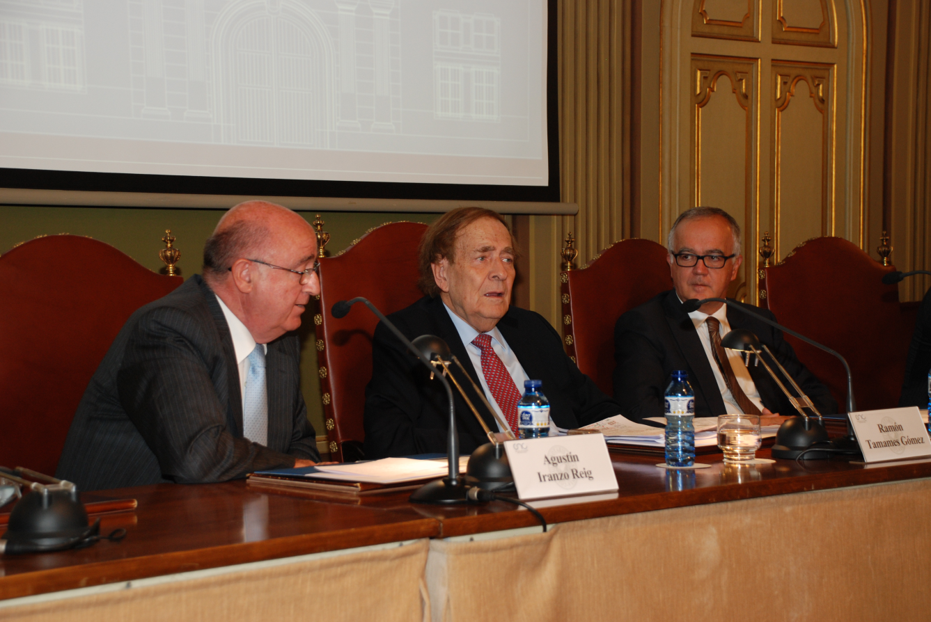 conferencia ramon tamames